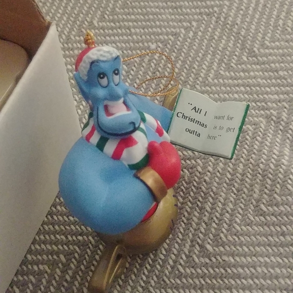 Grolier vintage Aladdin's Genie Christmas Ornament. - Picture 2 of 4